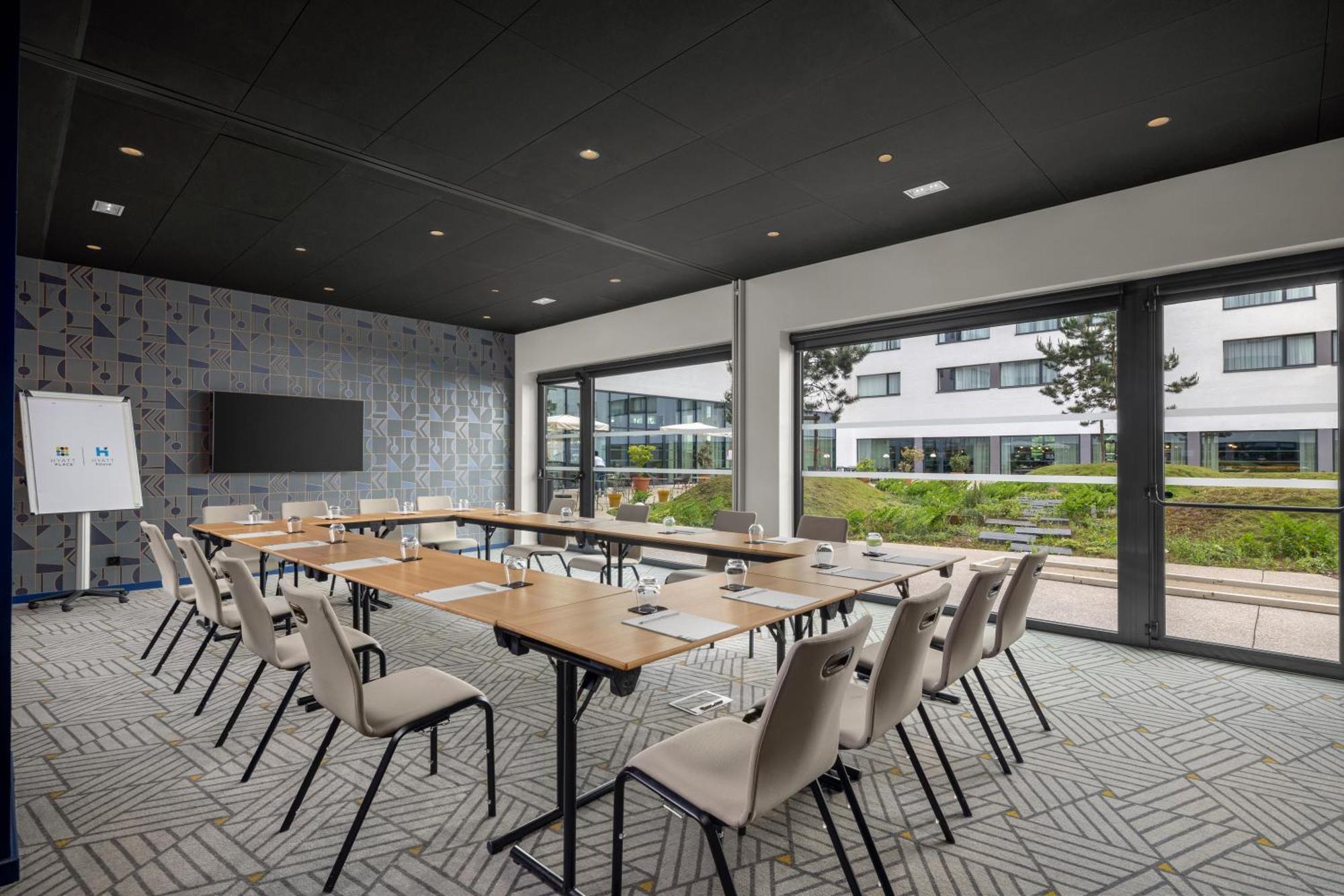 Hyatt Place Paris Charles De Gaulle Airport Roissy Exterior foto